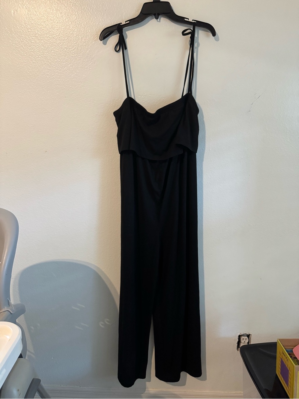 SHEIN Black Tie-Strap Wide-Leg Jumpsuit